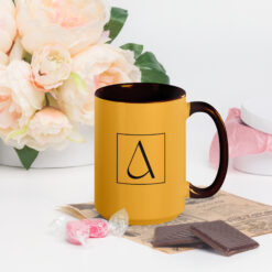 Bunte Tasse mit farbiger Innenseite | ICH FÜHLE MICH HEUTE ALS FRAU