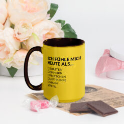 Bunte Tasse mit farbiger Innenseite | ICH FÜHLE MICH HEUTE ALS FRAU
